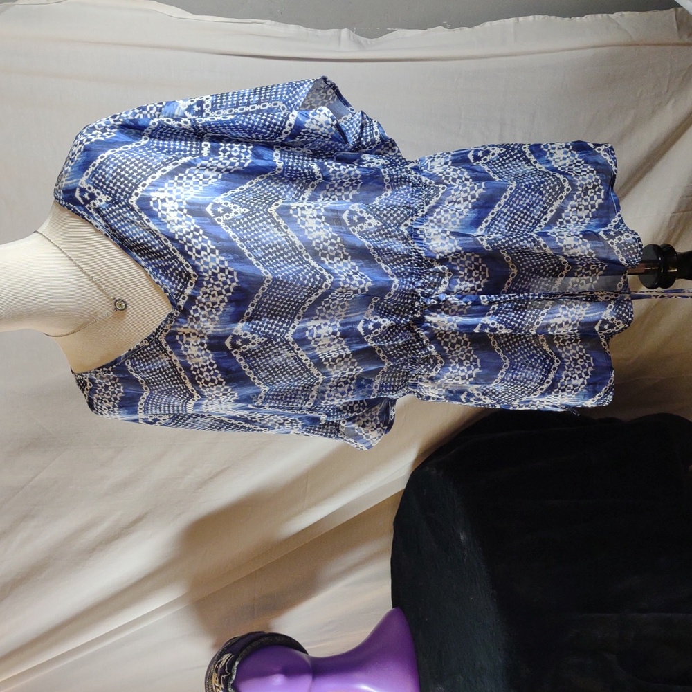 AGB Blue and White Patterned Sheer Ruffled Blouse Size 1x